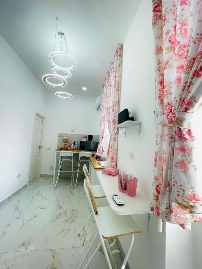 Virgy House Bed & Breakfast Naples Exterior photo
