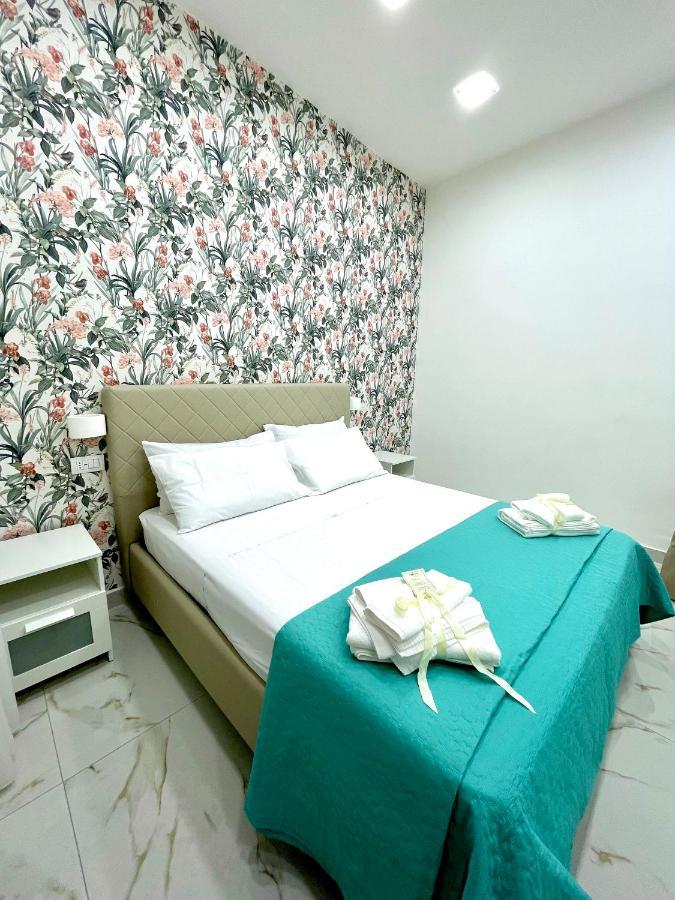 Virgy House Bed & Breakfast Naples Exterior photo