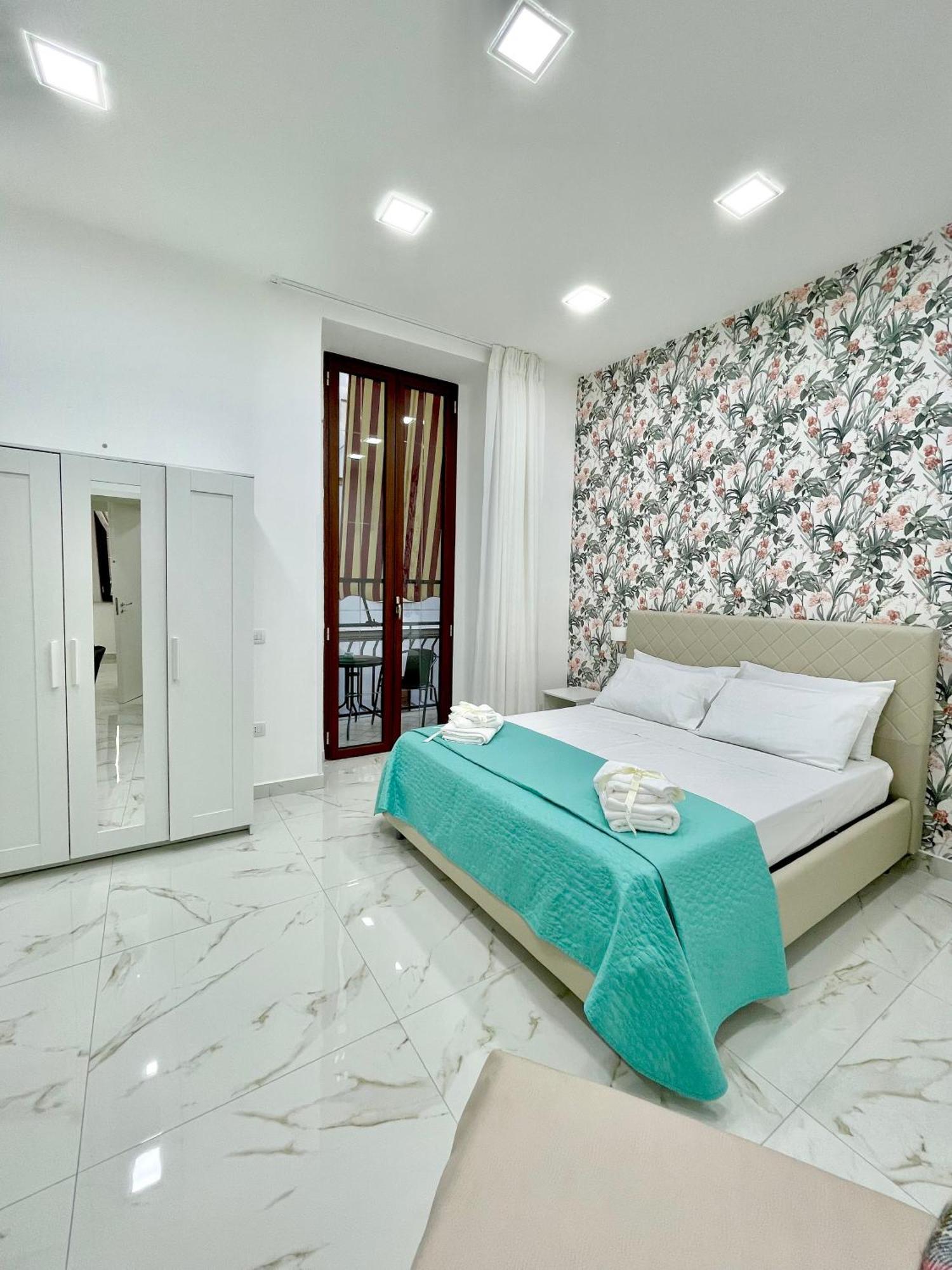 Virgy House Bed & Breakfast Naples Exterior photo